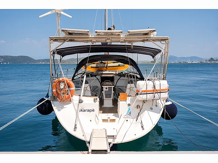 Bavaria 44 - External image