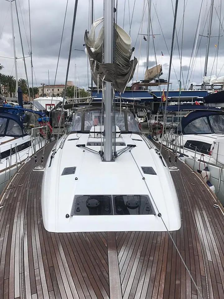 Sun Odyssey 519 - 
