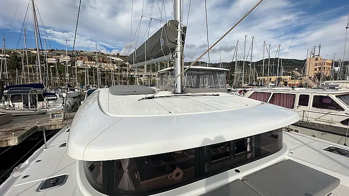 Lagoon 42 - 