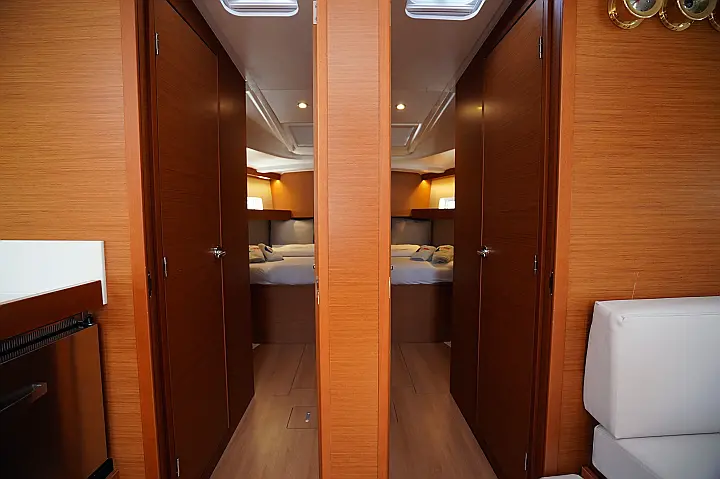 Sun Odyssey 490 - 