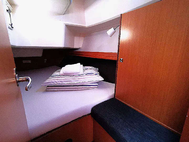 Bavaria Cruiser 37 - 
