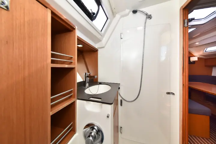 Bavaria Cruiser 41 - 