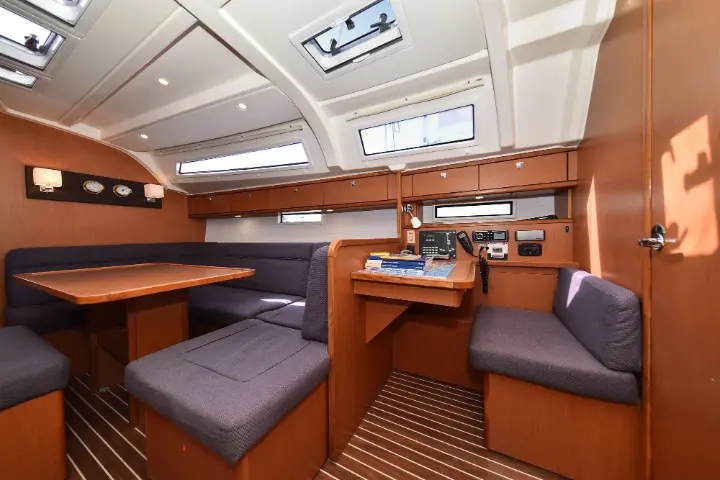 Bavaria Cruiser 41 - 