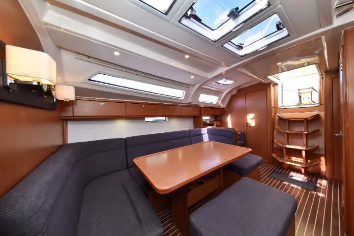 Bavaria Cruiser 41 - 