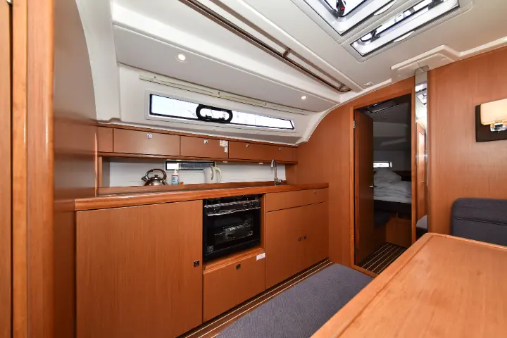 Bavaria Cruiser 41 - 