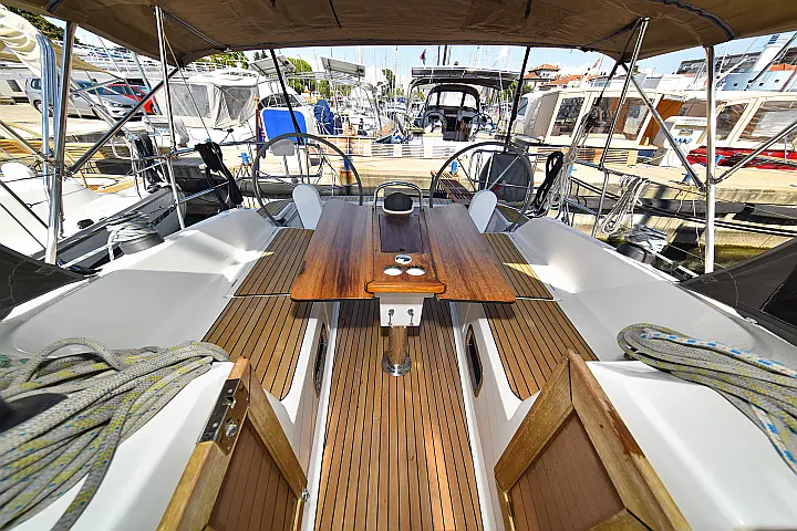 Bavaria 37 - 
