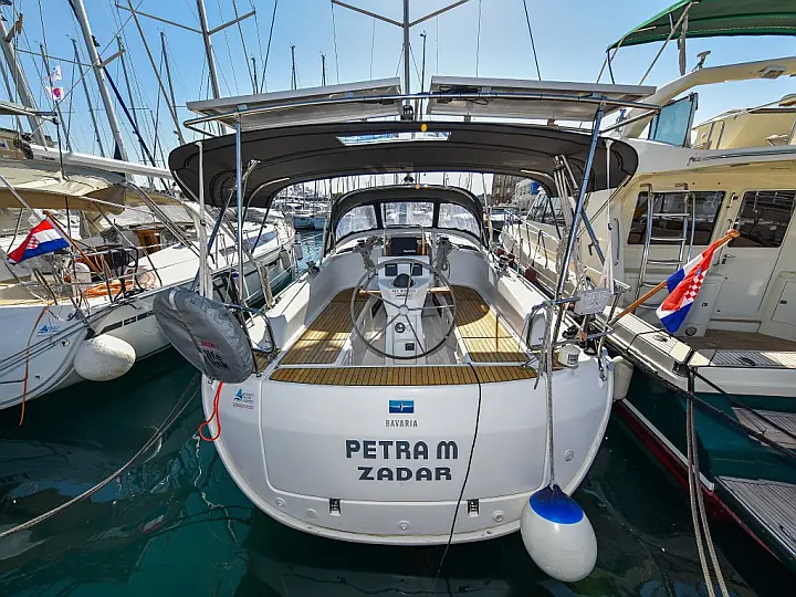 Bavaria 36 Cruiser - External image