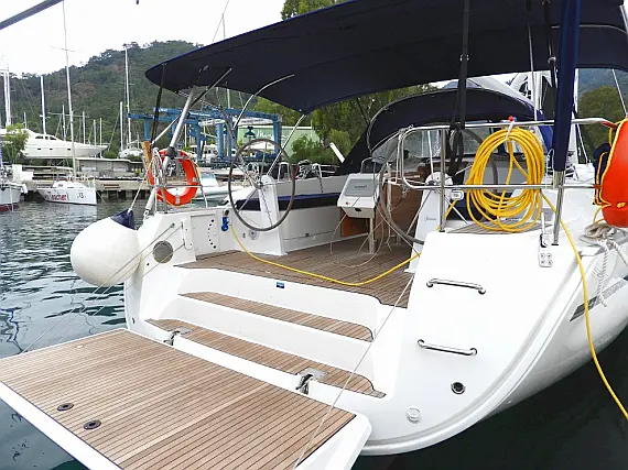 Bavaria Cruiser 51