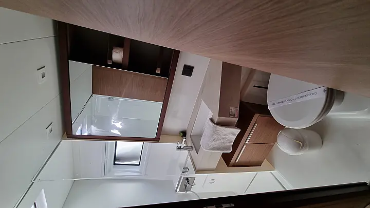 Lagoon 46 Fly - 