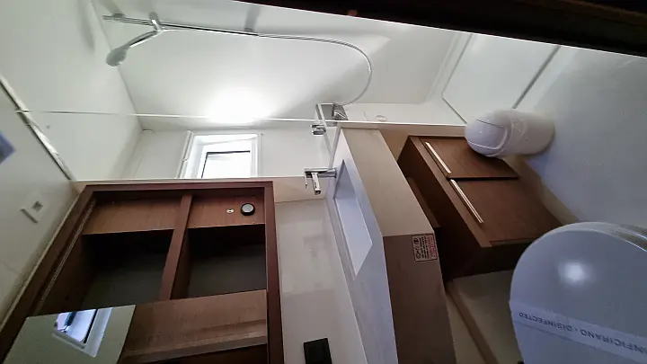 Lagoon 46 Fly - 