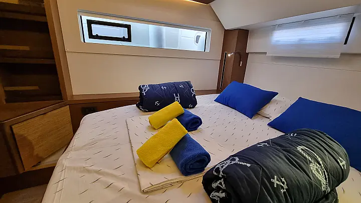 Lagoon 46 Fly - 