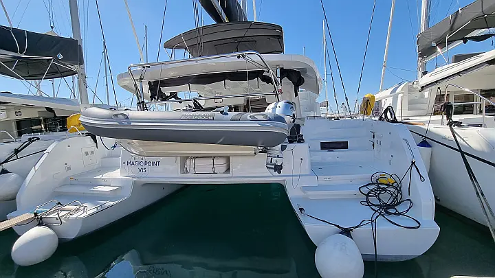 Lagoon 46 Fly - 
