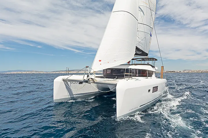 Lagoon 42 A/C & GEN & WM - 
