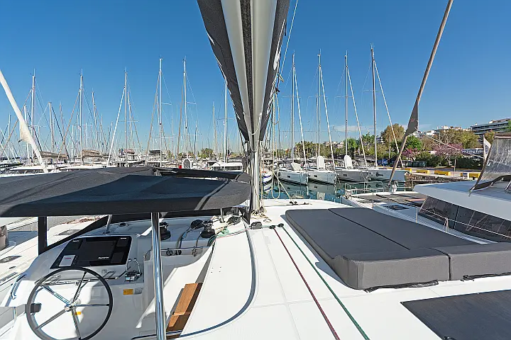 Lagoon 42 A/C & GEN & WM - 