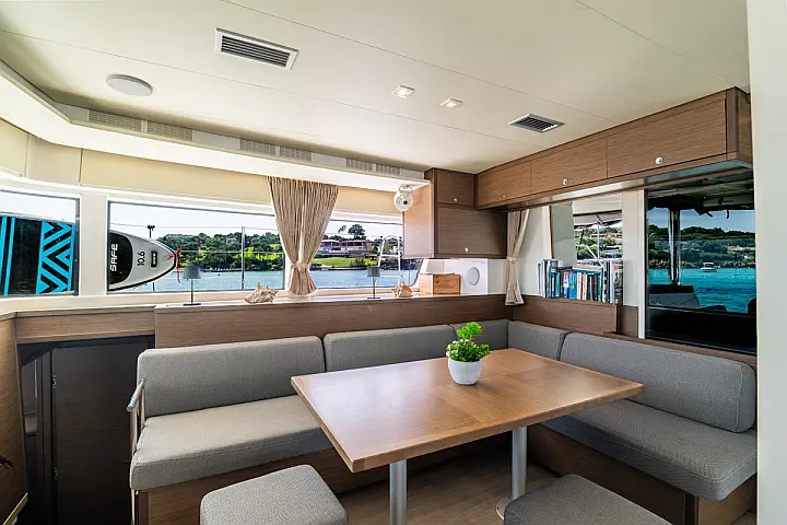 Lagoon 52F (5 cab) - 