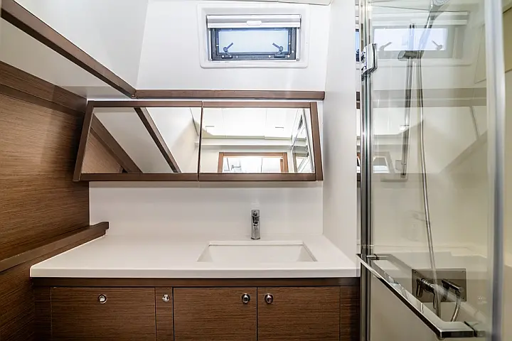 Lagoon 52F (5 cab) - 