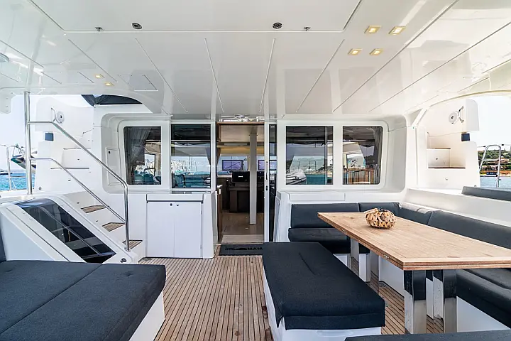 Lagoon 52F (5 cab) - 