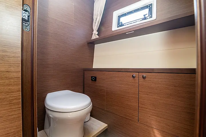 Lagoon 52F (5 cab) - 