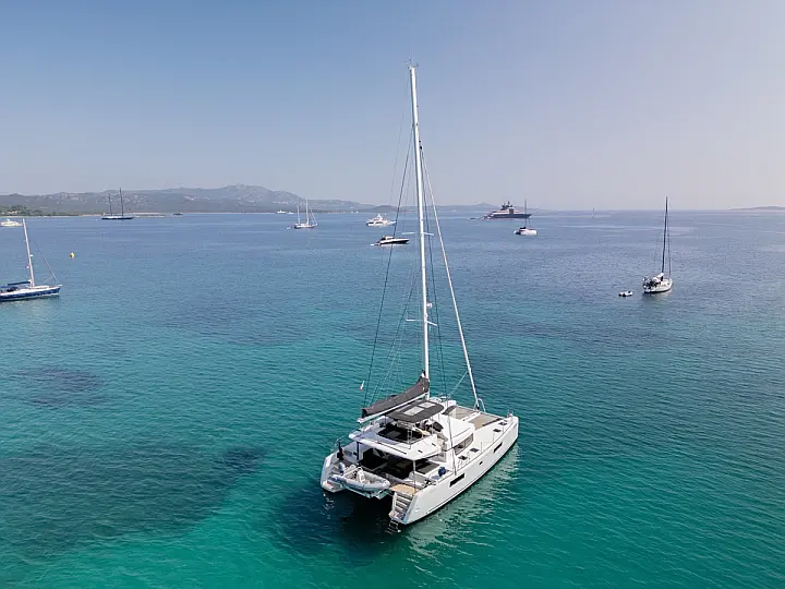 Lagoon 52F (5 cab) - 