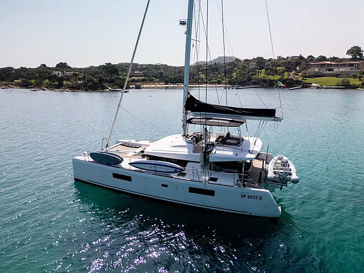 Lagoon 52F (5 cab) - 