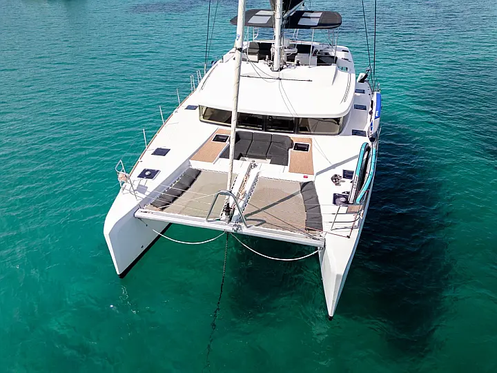 Lagoon 52F (5 cab) - 