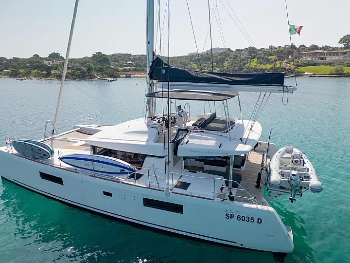 Lagoon 52F (5 cab) - 