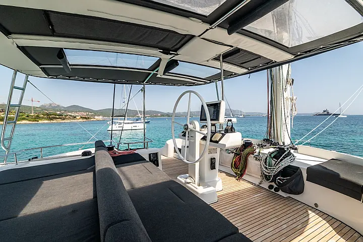 Lagoon 52F (5 cab) - 