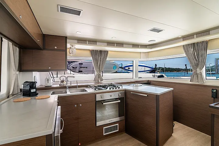 Lagoon 52F (5 cab) - 