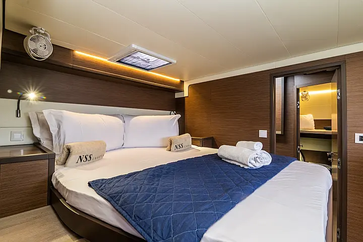 Lagoon 52F (5 cab) - 