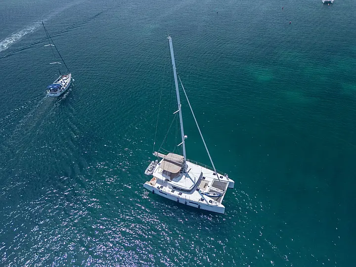 Lagoon 52F (5 cab) - 