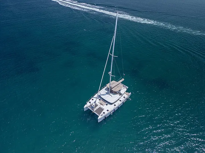 Lagoon 52F (5 cab) - 