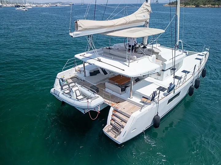 Lagoon 52F (5 cab) - 