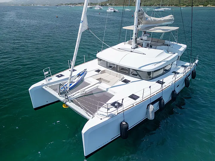 Lagoon 52F (5 cab) - 