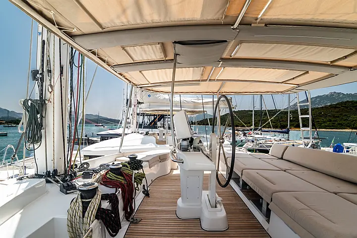 Lagoon 52F (5 cab) - 