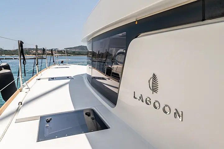 Lagoon 52F (5 cab) - 