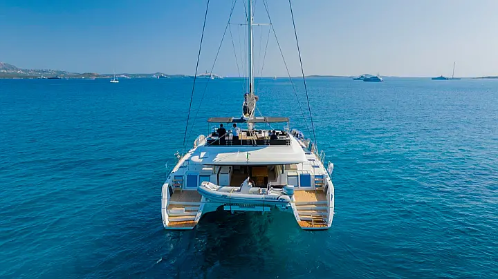 Lagoon 620 (10+3) - 