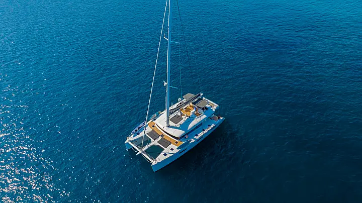 Lagoon 620 (10+3) - 