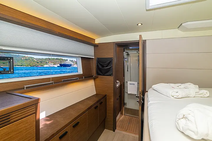 Lagoon 620 (10+3) - 