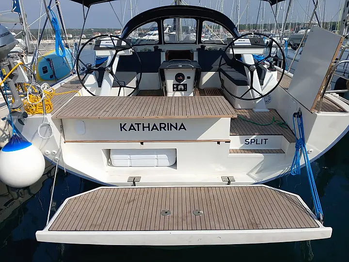 D&D Kufner 56 - 5 cab - 