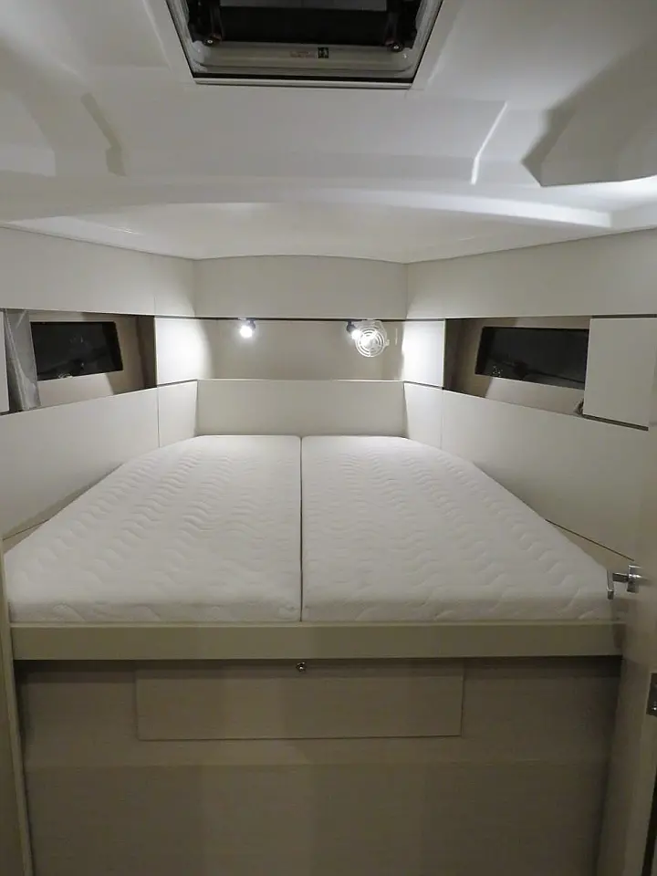 Oceanis 38 - 