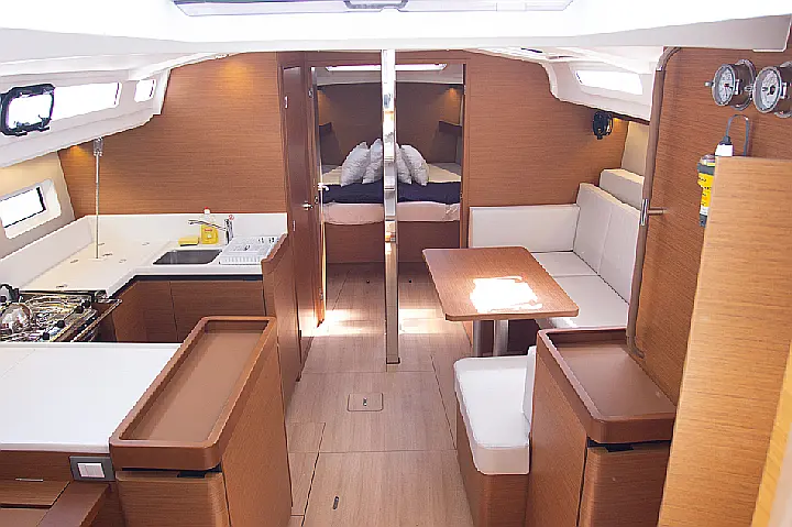 Sun Odyssey 440 - 