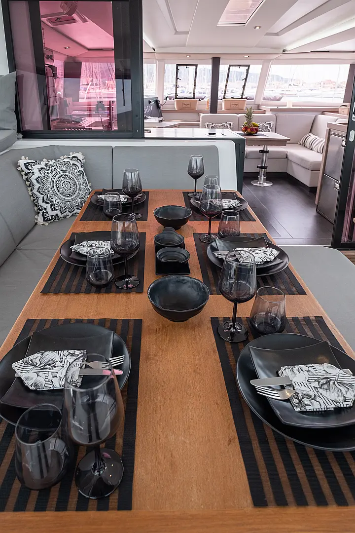 Fountaine Pajot Astréa 42 - 