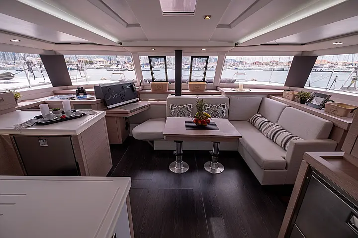 Fountaine Pajot Astréa 42 - 