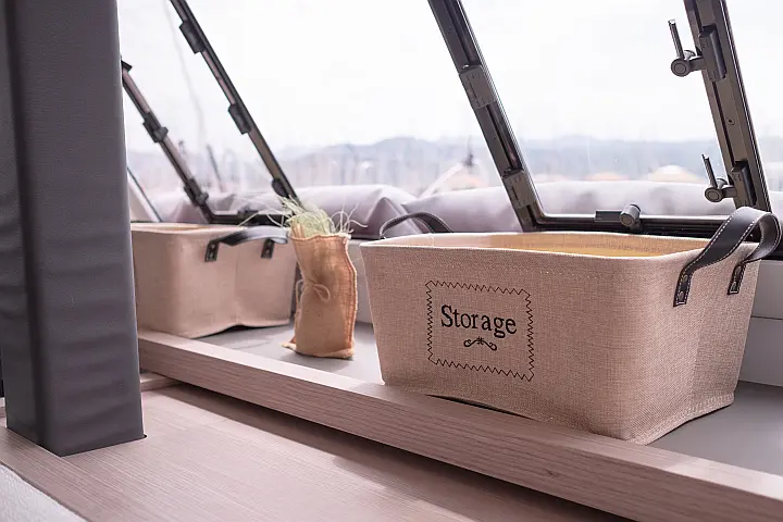 Fountaine Pajot Astréa 42 - 
