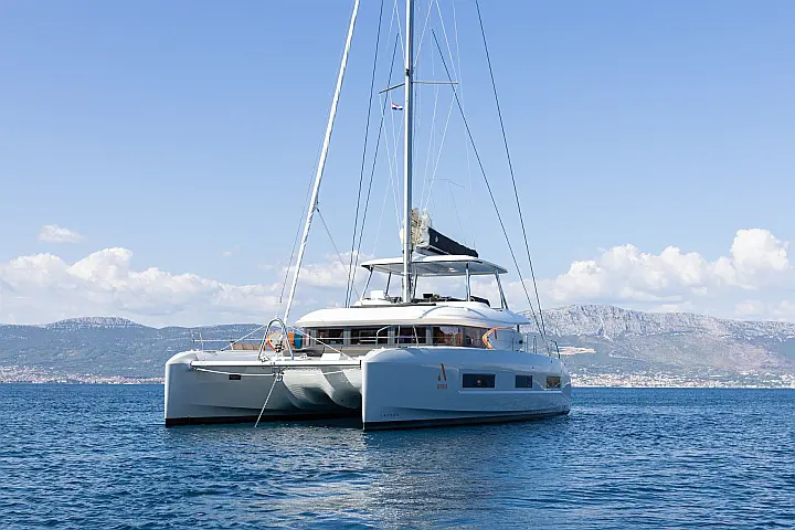 Lagoon 55 (2025) - 