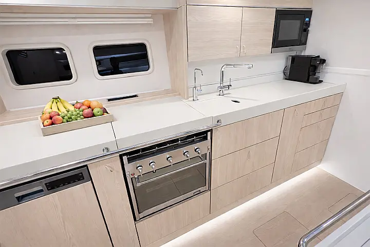 Hanse custom Italian sea group - 