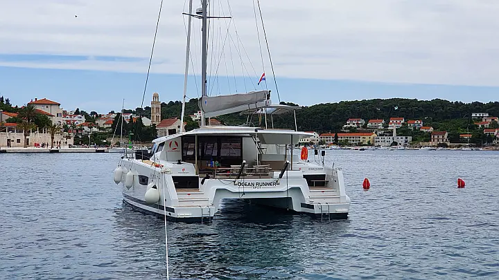 Astréa 42 - 