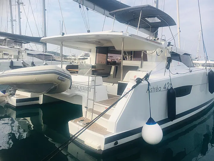 Astréa 42 - 