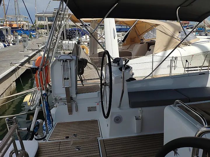 Jeanneau 51 - 