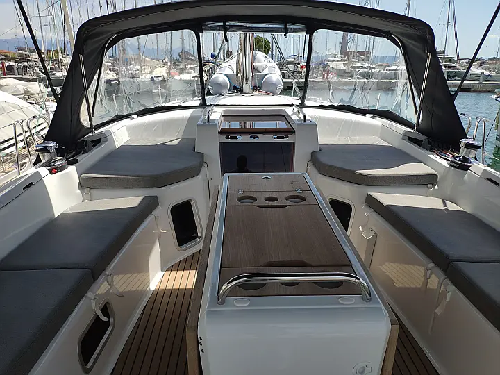 Jeanneau 51 - 